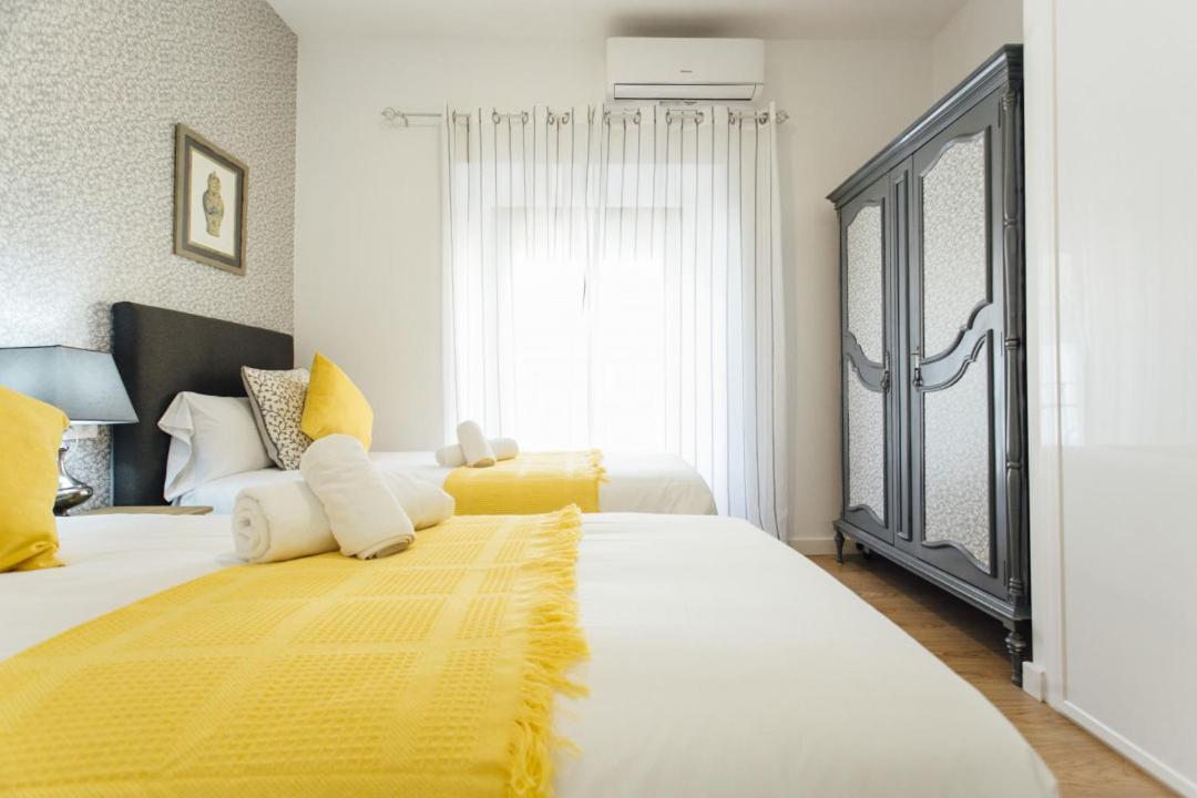 2bd Conde De Torrejon Sevilla